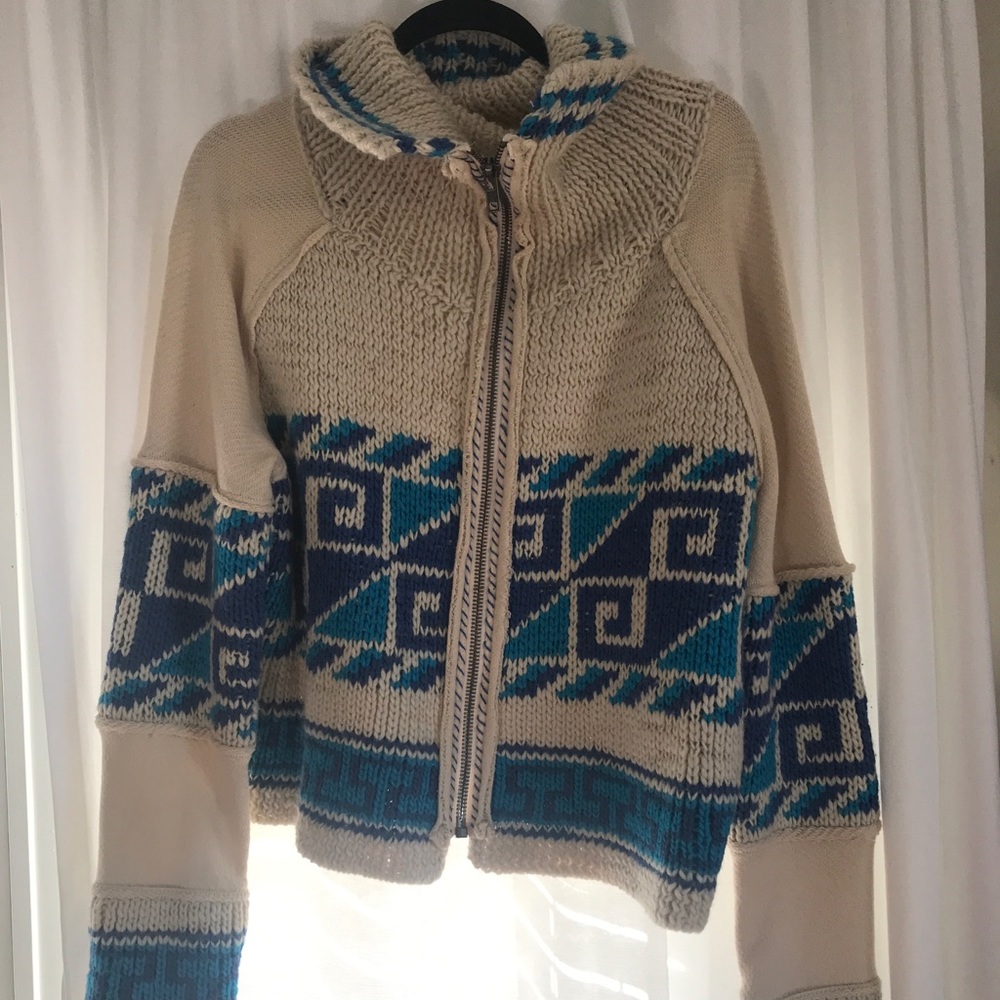 Free People zip up sweater/ sweatshirt